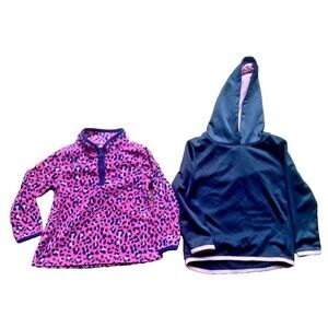 Girls Lot of 2 Pull over Sweaters Osh Kosh & Cheetah Brands Hoodie -size 3T
